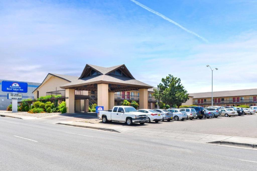 Days Inn By Wyndham Albuquerque Northeast Exterior foto